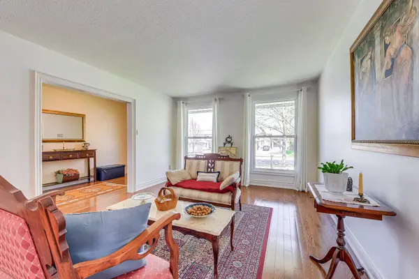 2518 Fifth Line W Line S, Mississauga, ON L5K 1W2