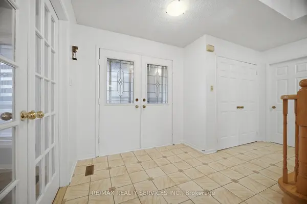 62 Fernbrook CRES, Brampton, ON L6Z 3N7