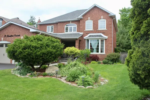 29 Hamilton CRES, Halton Hills, ON L7G 5K9