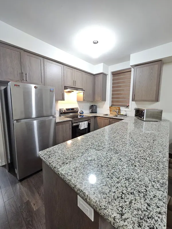 40 Halliford PL #509, Brampton, ON L6P 4R1