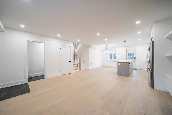 58 Carsbrooke RD, Toronto W08, ON M9C 3C5