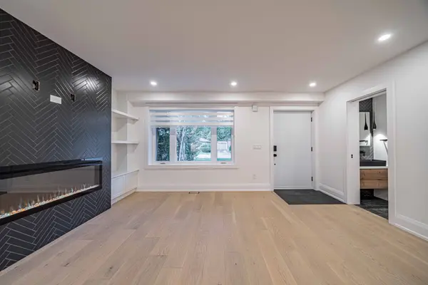 58 Carsbrooke RD, Toronto W08, ON M9C 3C5