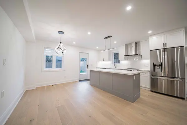 58 Carsbrooke RD, Toronto W08, ON M9C 3C5