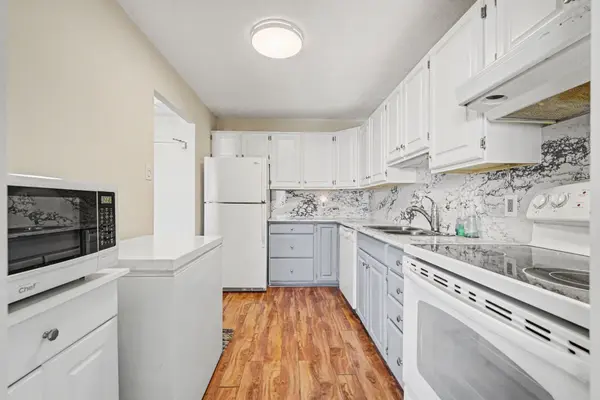 665 Bathgate DR #2011, Overbrook - Castleheights And Area, ON K1K 3Y4