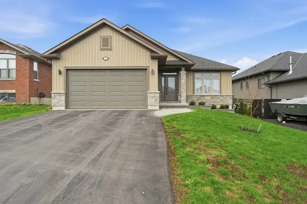 34 Rosewood DR, Quinte West, ON K0K 2C0