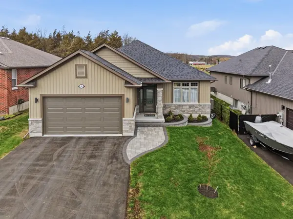 34 Rosewood DR, Quinte West, ON K0K 2C0