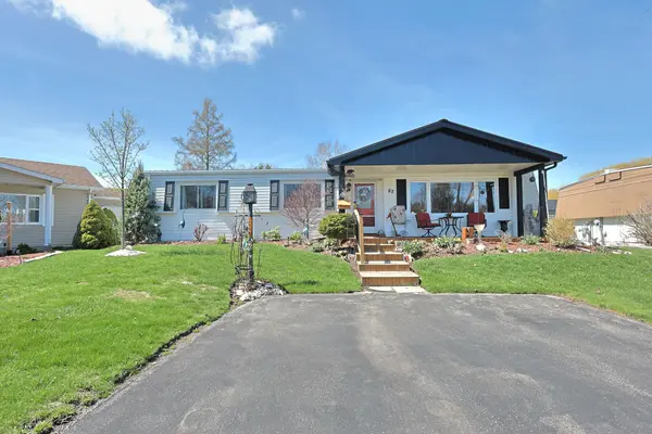 82 Dunes DR, South Huron, ON N0M 1T0