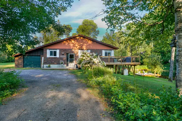 15 Municipal RD N, Machar, ON P0A 1X0