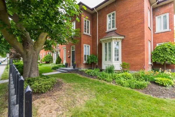 233 John ST #5, Belleville, ON K8N 3G2