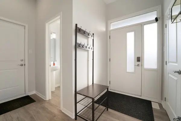 1 Stokes DR, Carleton Place, ON K7C 0J6