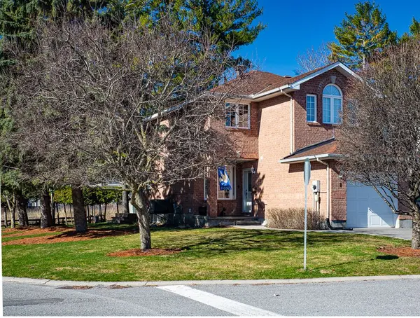 1 Newcastle AVE, Kanata, ON K2K 2R2