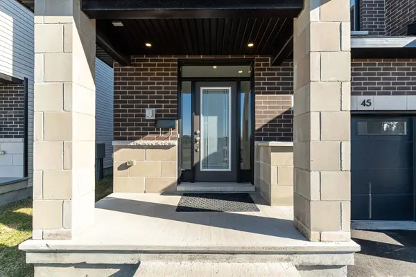 45 Moosonee CRES, Blossom Park - Airport And Area, ON K4M 0M1