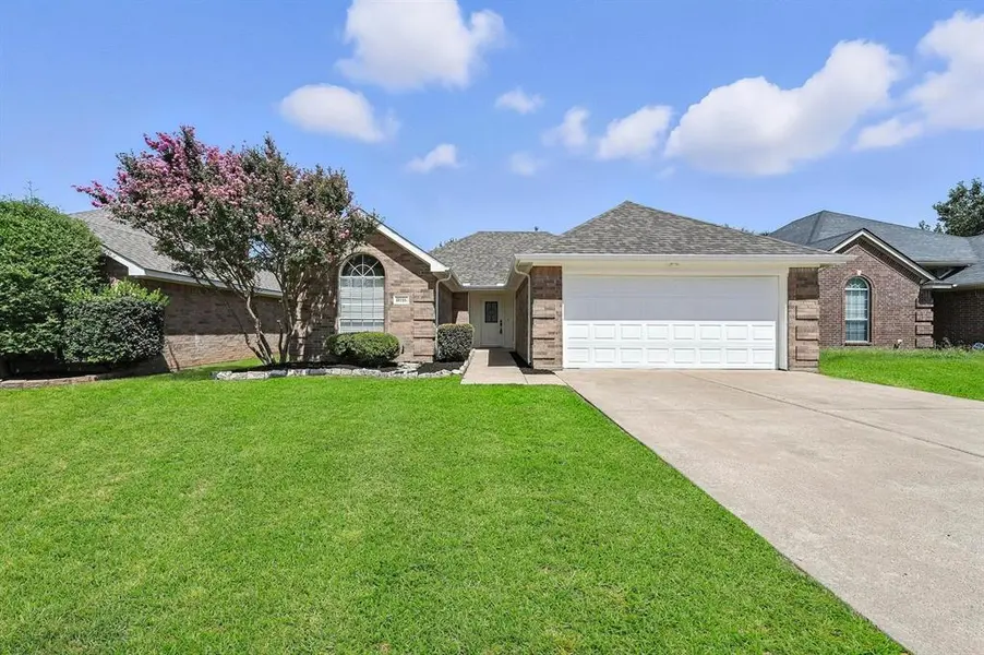 8016 Adcock Court, Fort Worth, TX 76137