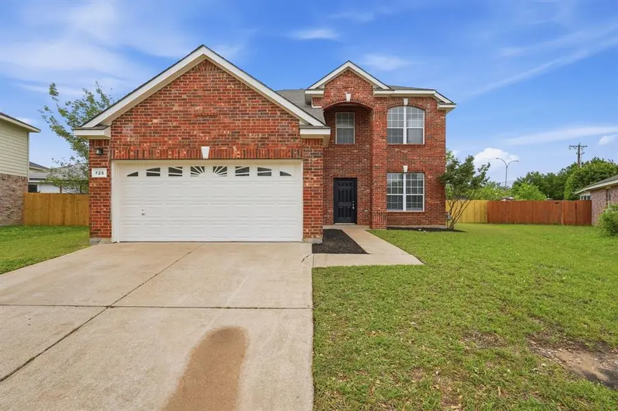 725 Parkford Lane, Arlington, TX 76001