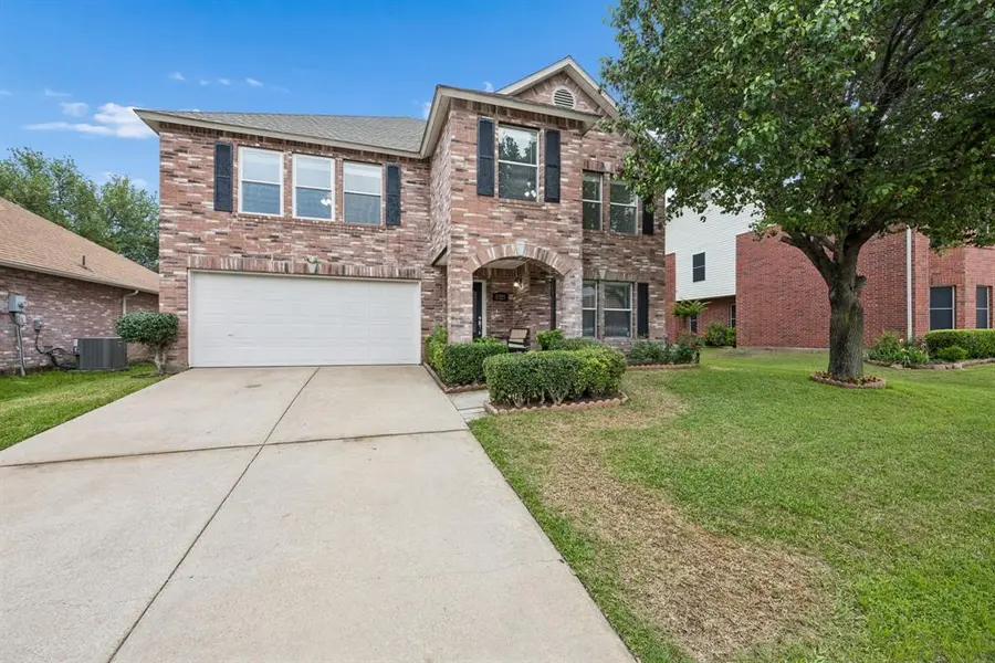 5325 Chessie Circle, Haltom City, TX 76137