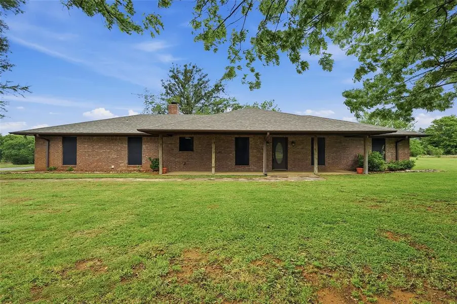 185 Owens Road, Bells, TX 75414