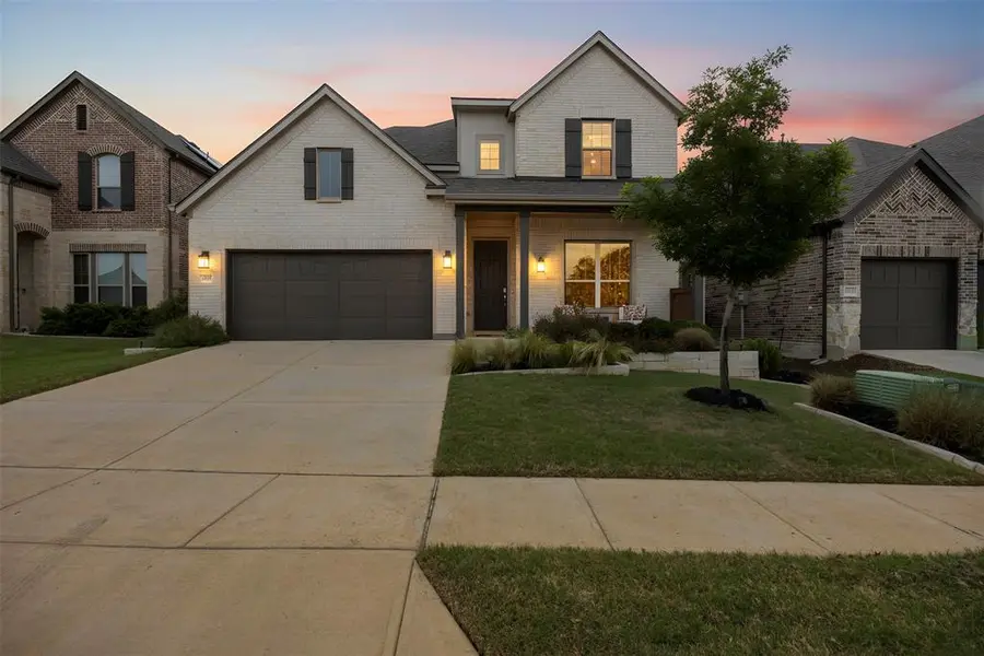 6908 Copperhead Trail, North Richland Hills, TX 76182