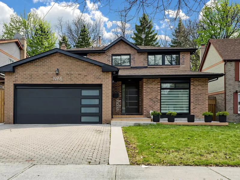 6 Pearson RD, Brampton, ON L6Y 2N1