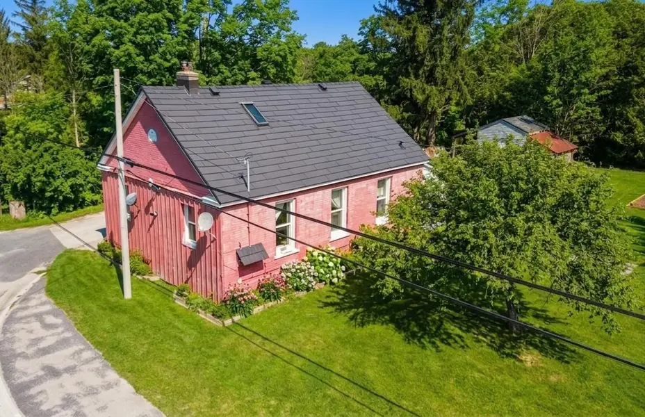 718533 6 HWY, Georgian Bluffs, ON N0H 2K0