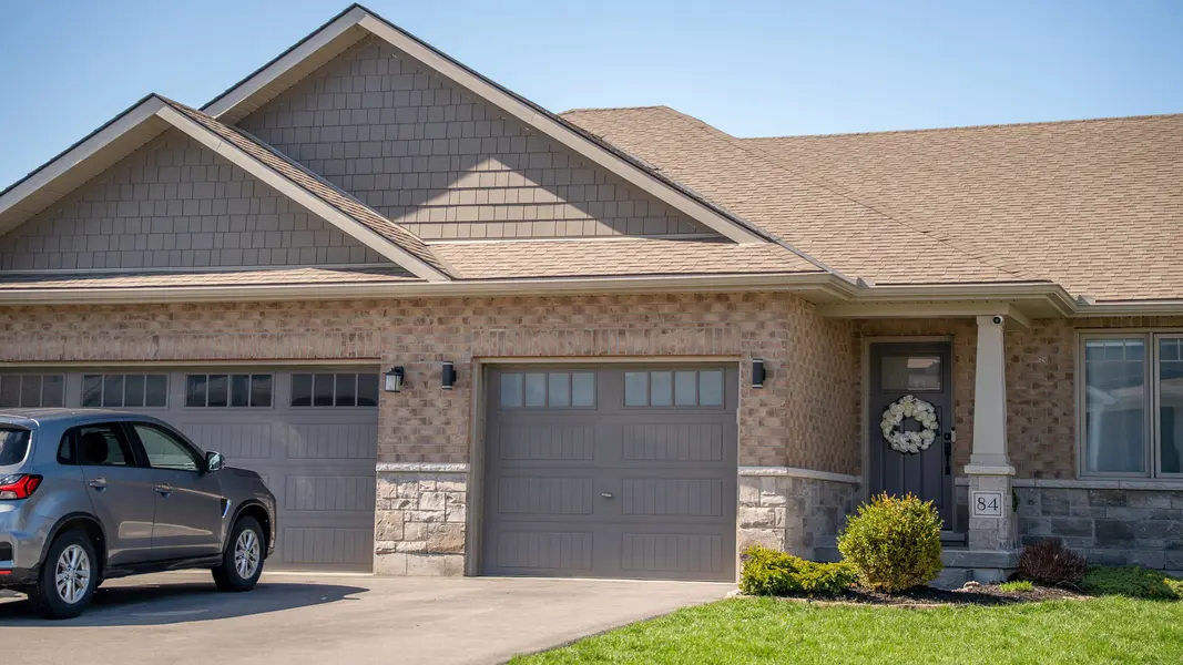 84 Spruce GDNS, Belleville, ON K8N 0B7