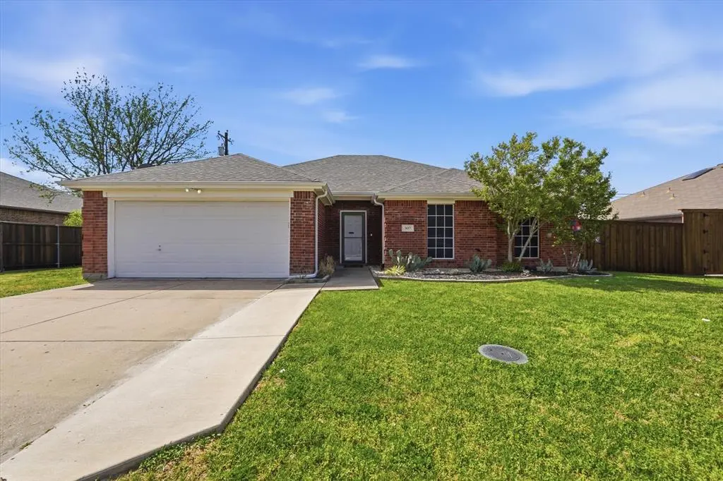 507 Clairmont Street, Farmersville, TX 75442