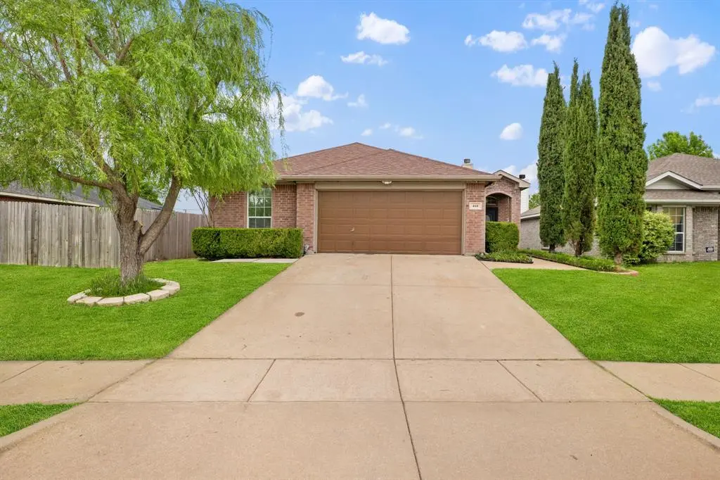 460 Cranbrook Lane, Grand Prairie, TX 75052