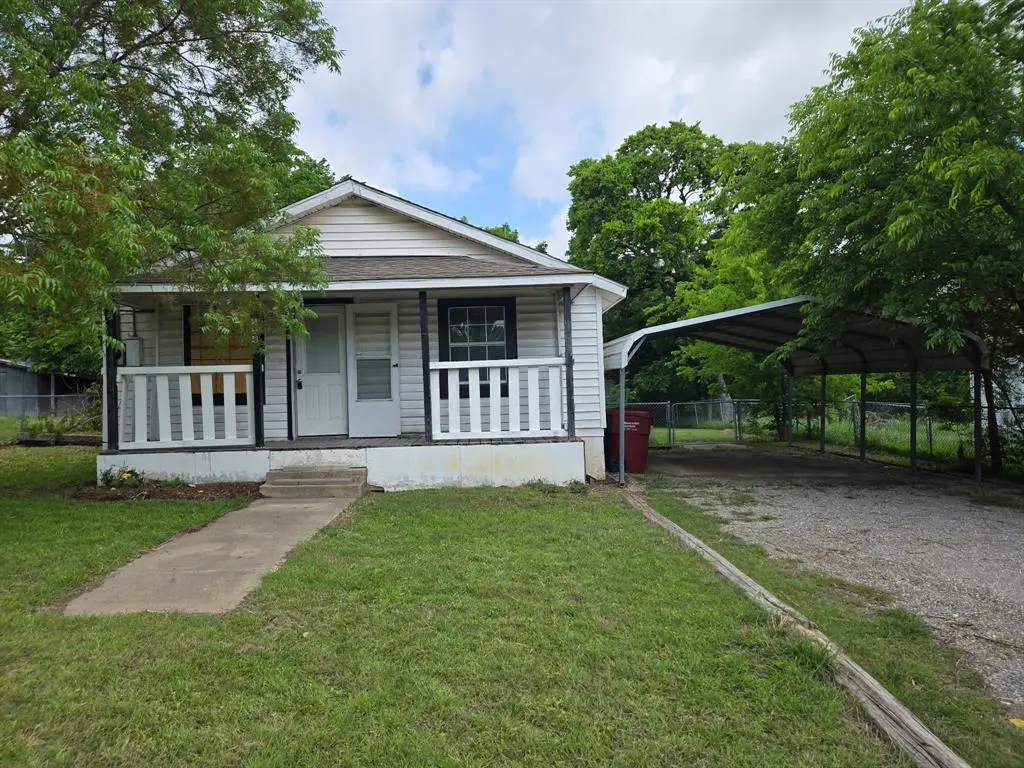 528 E Jefferson Street, Van Alstyne, TX 75495