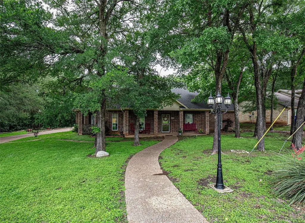 6400 Avon Drive, Waco, TX 76708