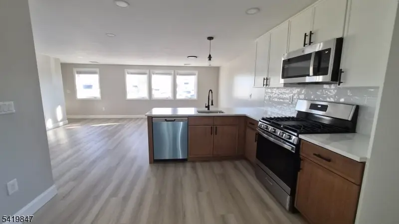 515 Maple Ave #2, Rahway City, NJ 07065