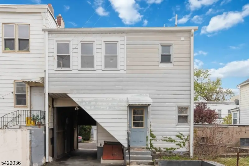 36 Edison St, Bloomfield Twp., NJ 07003