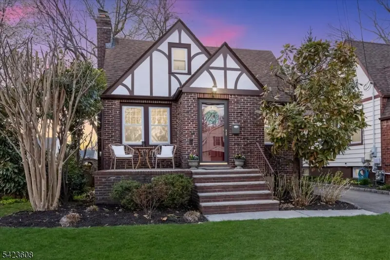 111 Columbia Ave, Cranford Twp., NJ 07016