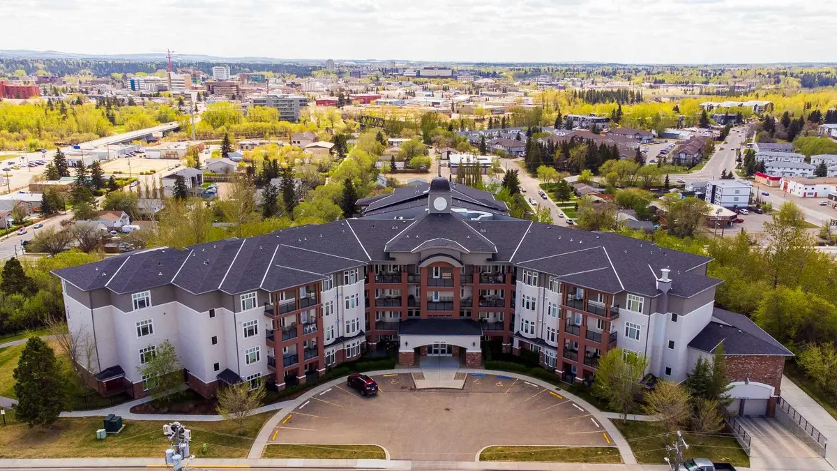 5213 61 ST #310, Red Deer, AB T4N 6N5