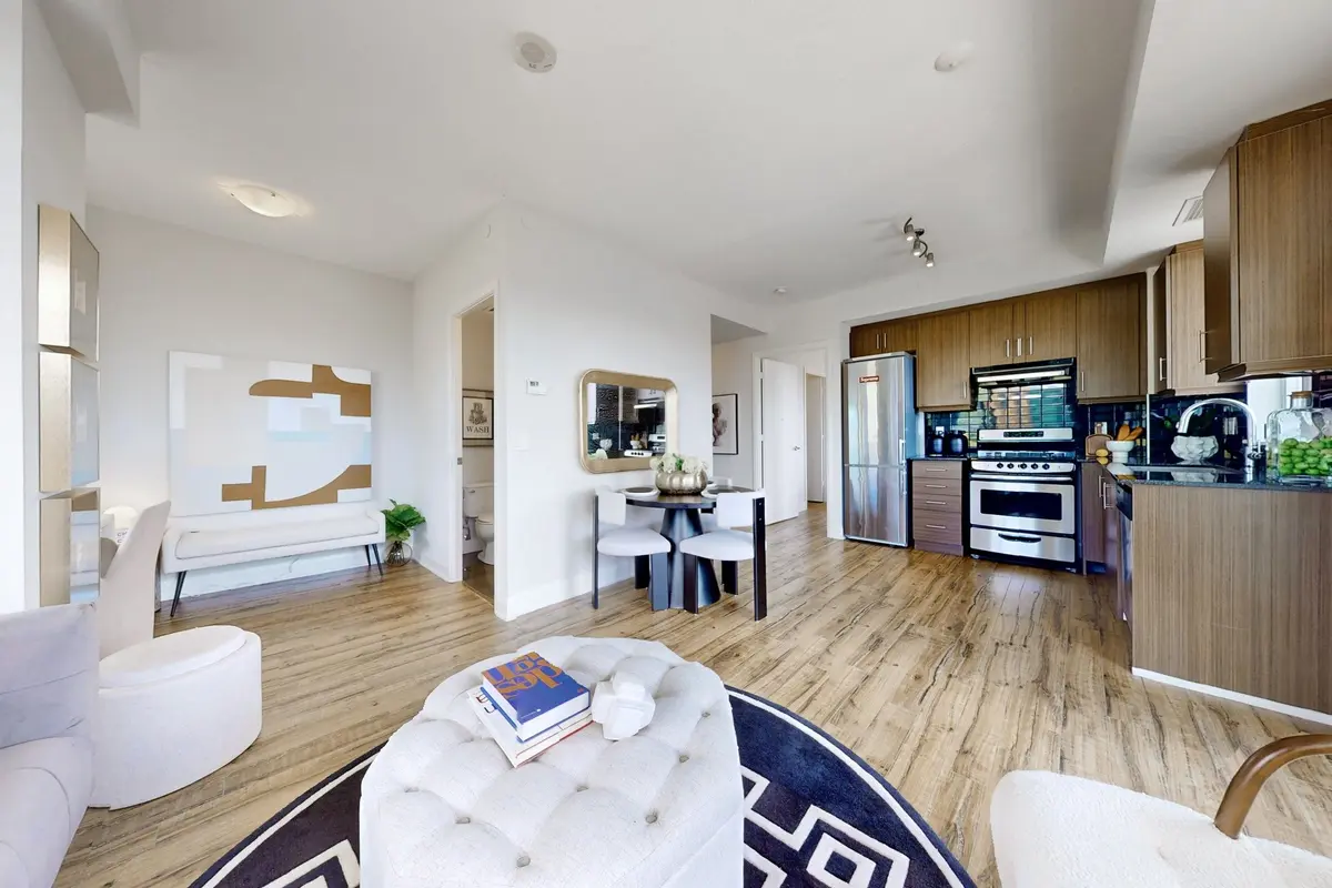 68 Canterbury PL #311, Toronto C07, ON M2N 0H8