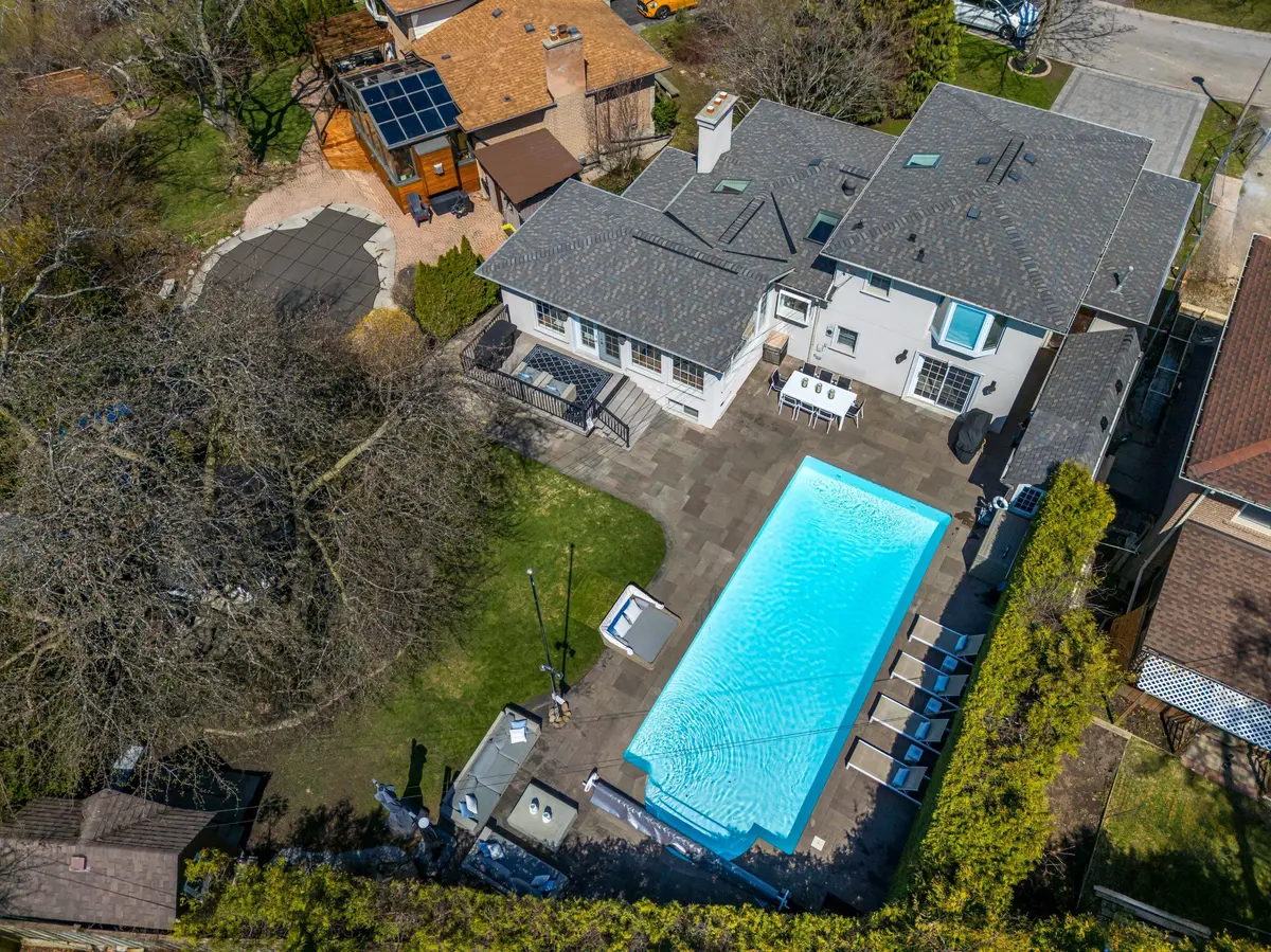 3 Wythenshawe Wood, Toronto E08, ON M1E 1H1