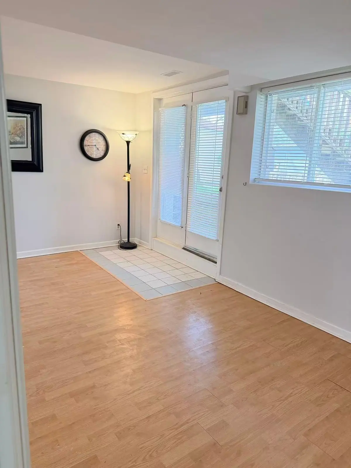 395 Loretta CRES ## Back Unit, Whitchurch-stouffville, ON L4A 7G3