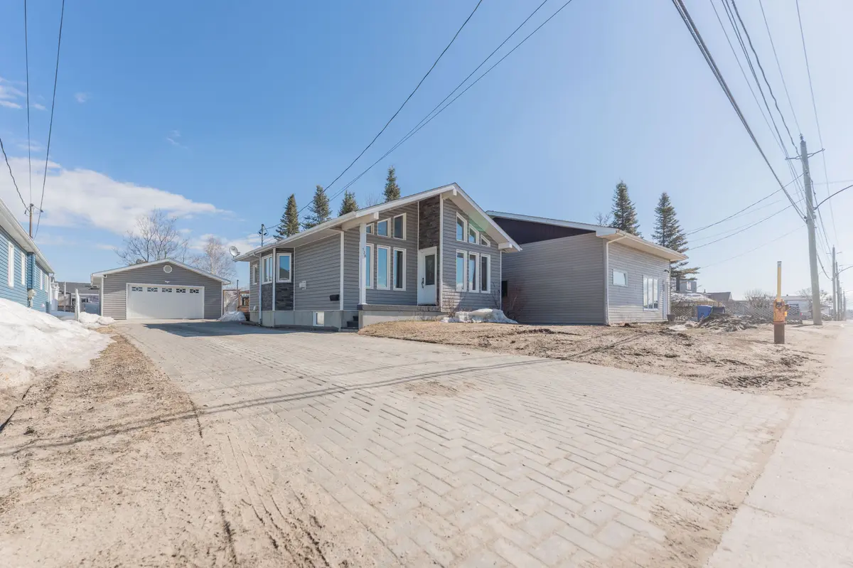 120 Government RD, Kapuskasing, ON P5N 2W8
