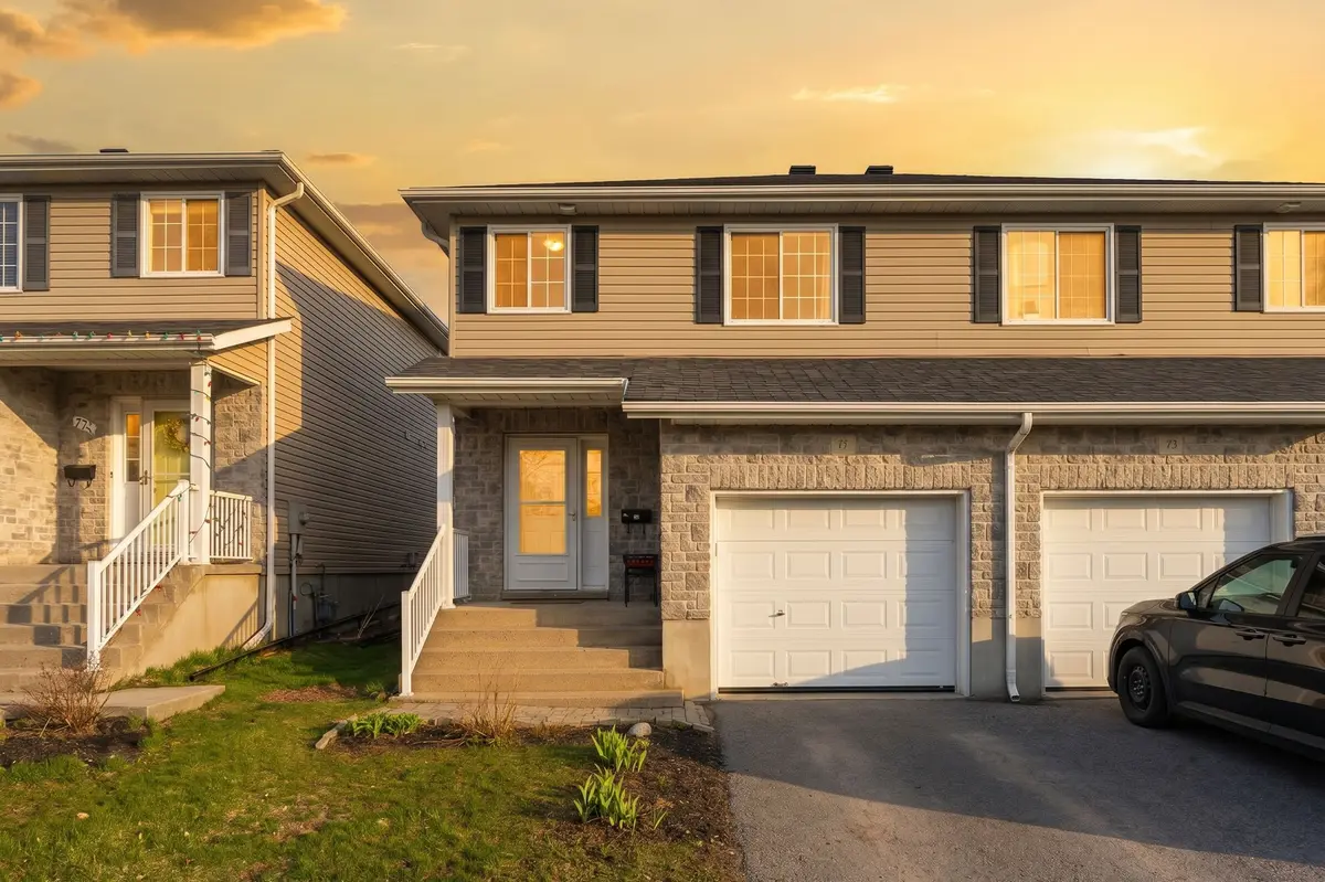 15 Karlee CT, Kingston, ON K7K 0C5