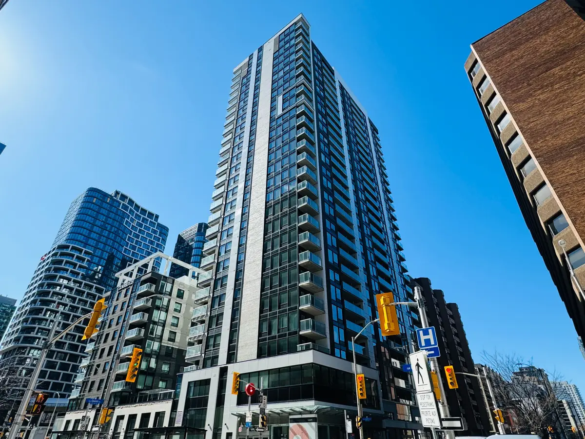 340 Queen ST #1008, Ottawa Centre, ON K1R 0G1