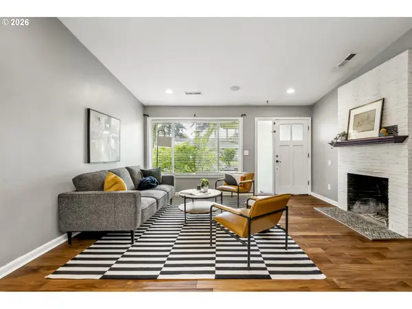 414 SE 153RD AVE, Portland, OR 97233