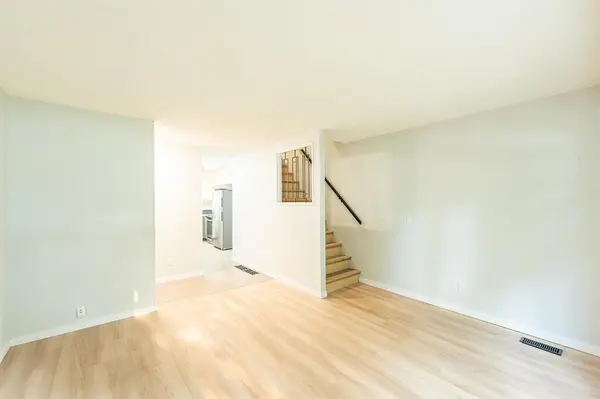 165 Westgrove WAY, Winnipeg, MB R3R 1R7