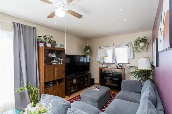 1477 Alexander AVE, Winnipeg, MB R3E 1L5