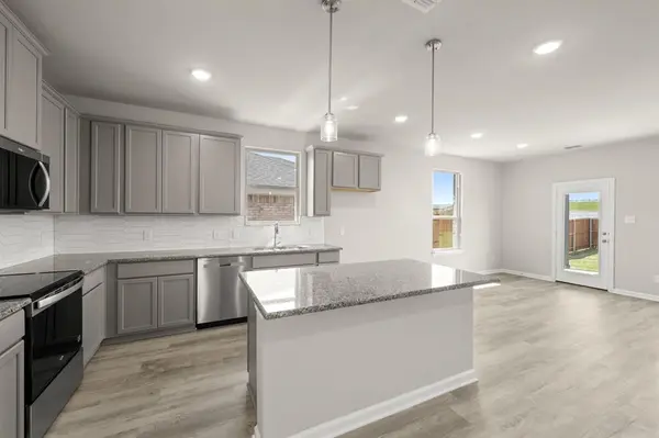 3113 Hawkview Drive, Cleburne, TX 76031