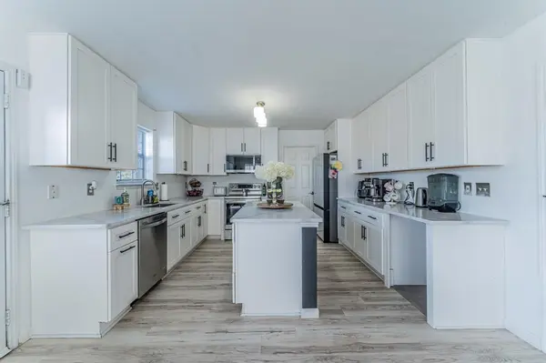 2216 La Salle Trail, Grand Prairie, TX 75052