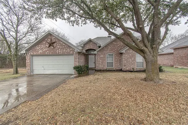 348 Craddock Drive, Glenn Heights, TX 75154