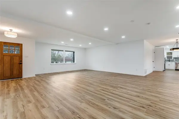 3808 Wooten Drive, Fort Worth, TX 76133