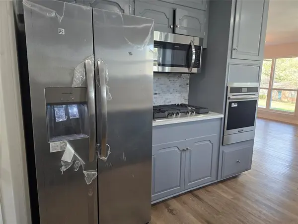 5801 Wedgworth Road, Fort Worth, TX 76133