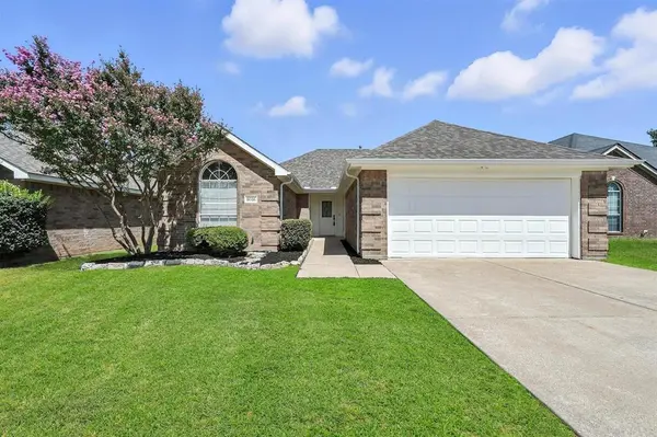 8016 Adcock Court, Fort Worth, TX 76137
