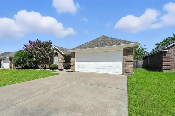 8016 Adcock Court, Fort Worth, TX 76137