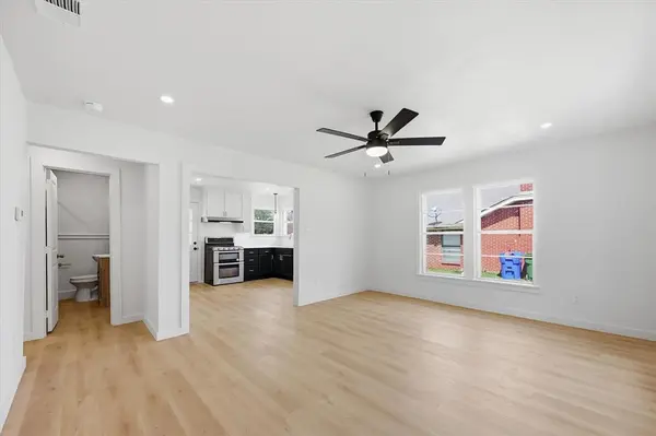 105 E Ard Street, Seagoville, TX 75159