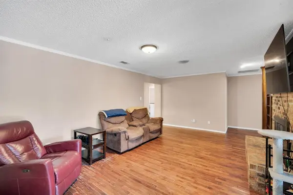 114 Jean Lane, Burleson, TX 76028